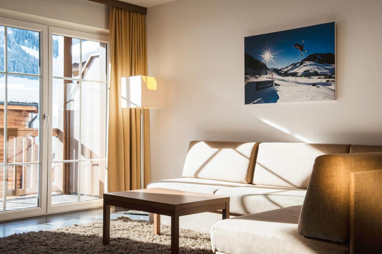 Residence Saalbach By Vaya Inklusive Joker Card Exterior photo