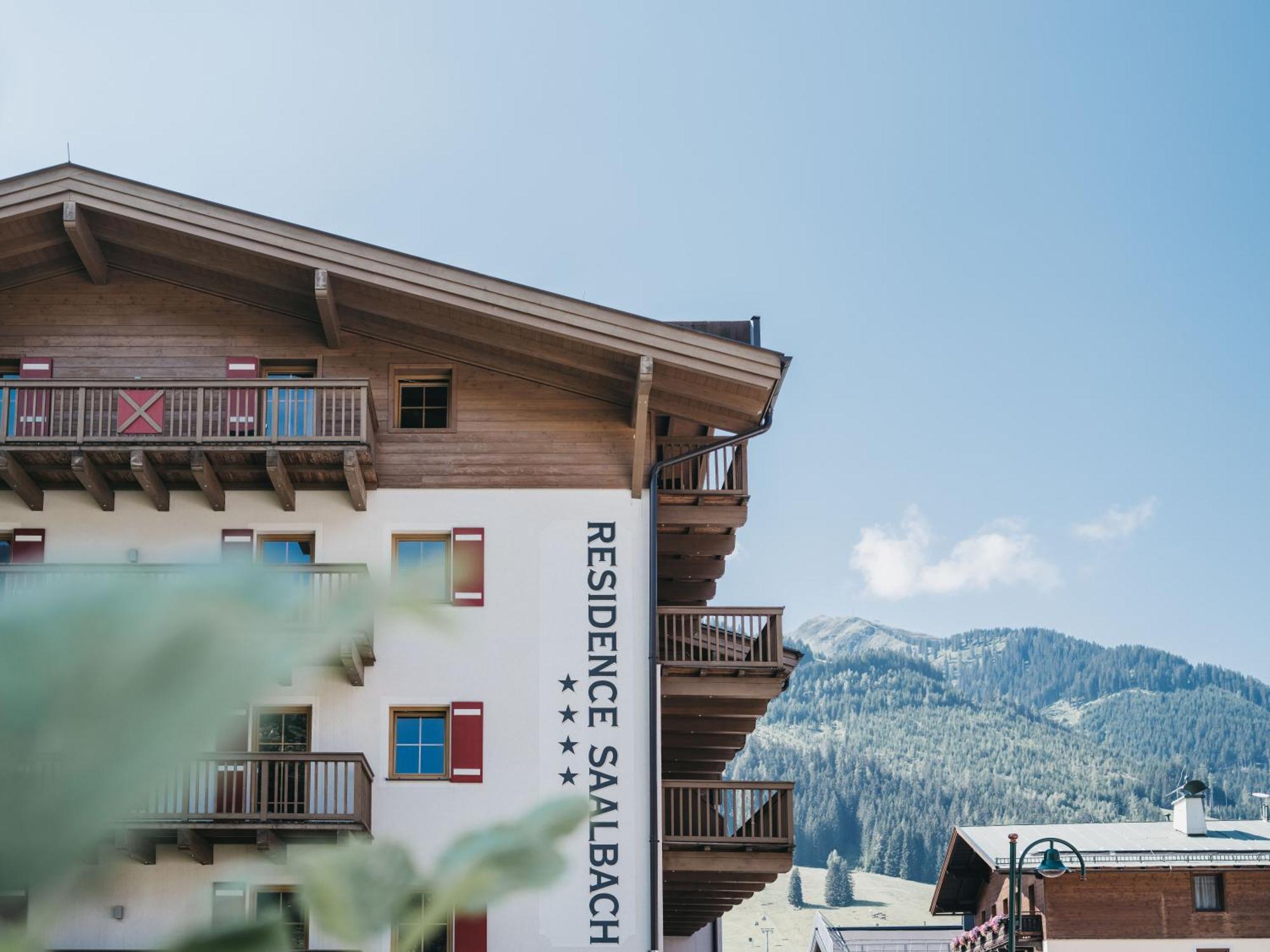 Residence Saalbach By Vaya Inklusive Joker Card Exterior photo